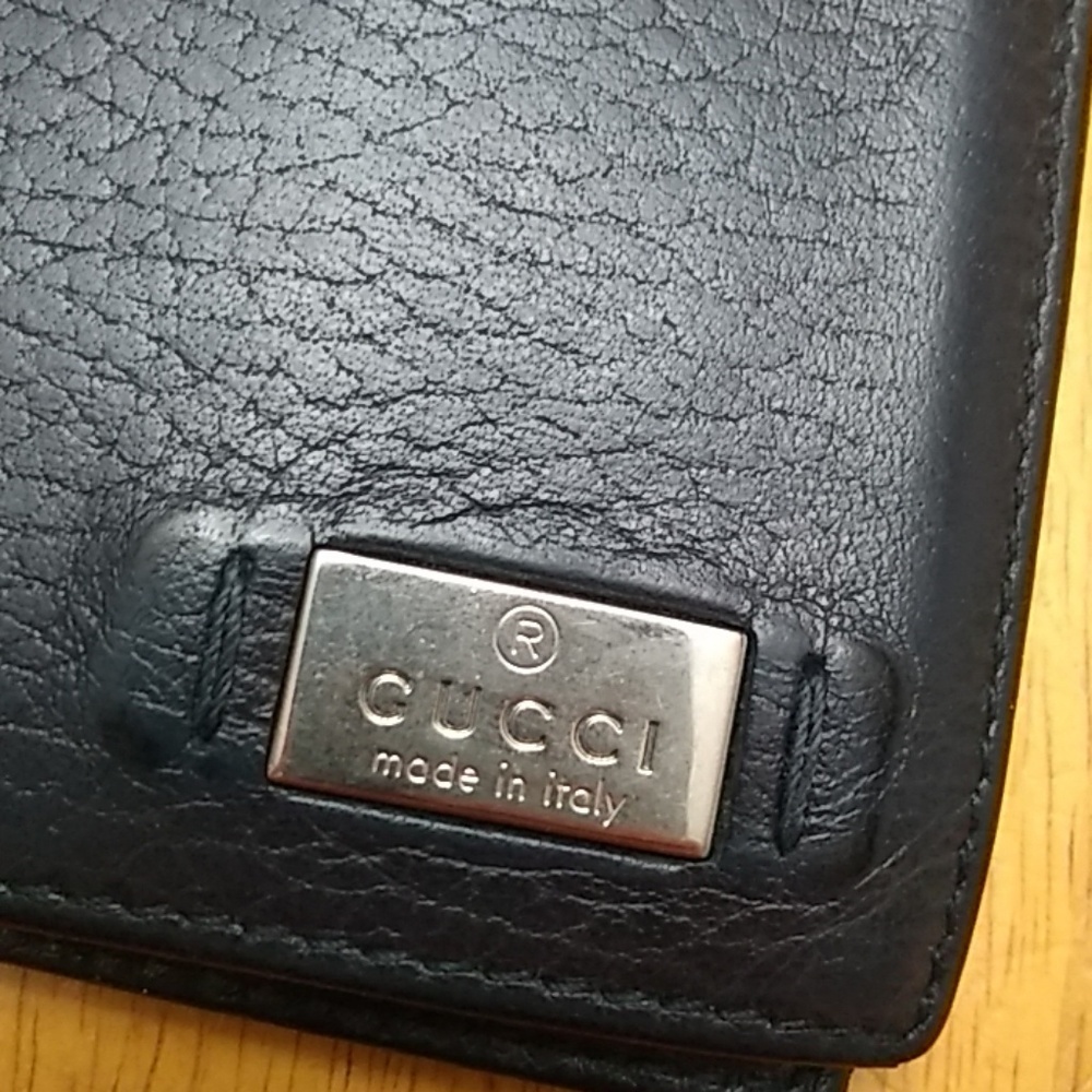 Authentic Gucci Wallet - Picture 4 of 4